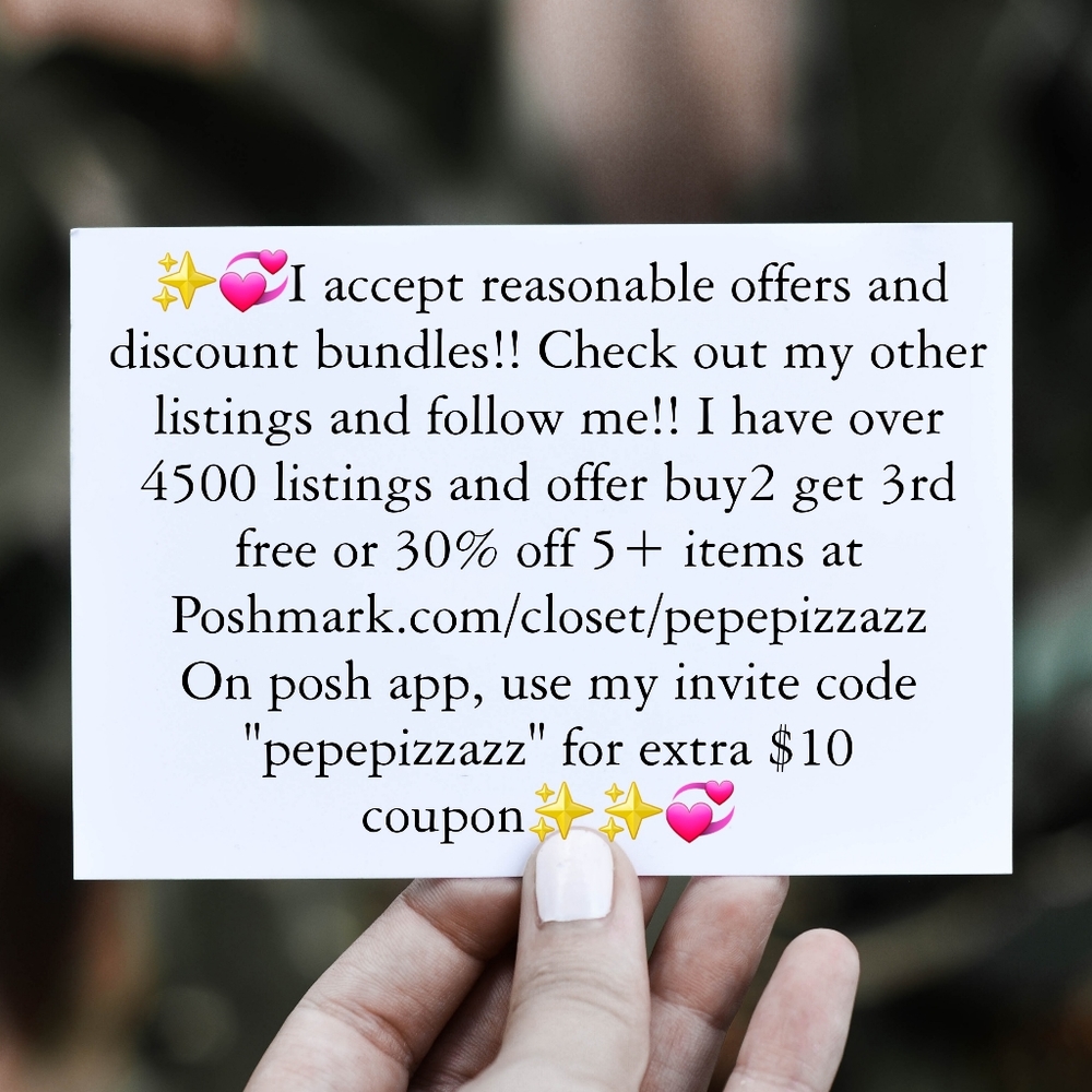 💞I accept reasonable offers and discount bundles!! Check out my other listings.